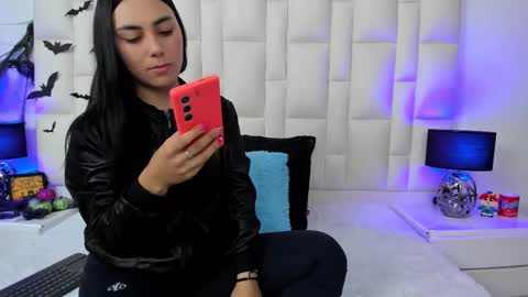  ariana  online show from October 7, 6:15 pm