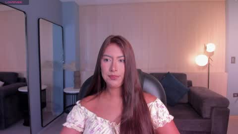Ariana Dumont online show from May 26, 11:16 am
