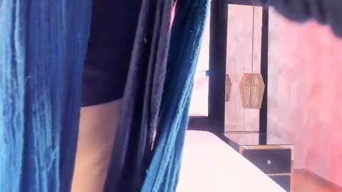 ariannarussell1 online show from September 19, 2:54 pm