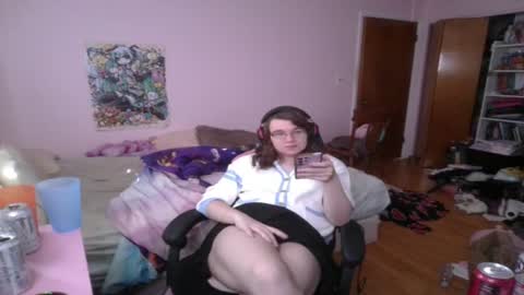 Ariathebrat online show from June 15, 9:18 pm