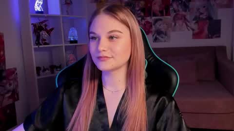 Aria online show from November 24, 5:22 pm