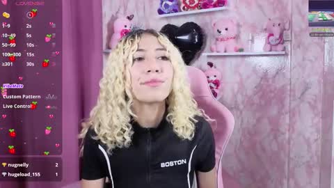 Ari Bunnie  online show from November 14, 10:00 pm