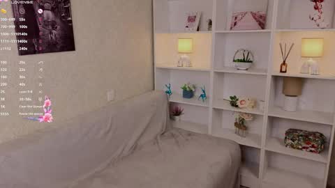 Eva online show from April 16, 8:09 pm