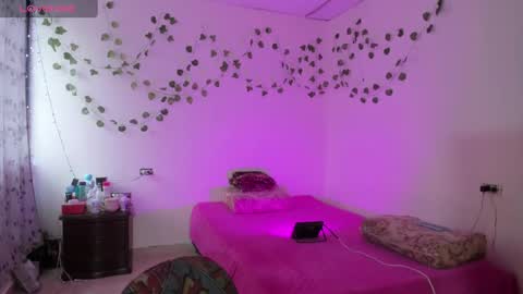 ariel_adan online show from September 17, 6:55 pm