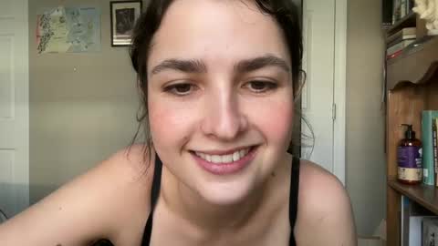 Snapshot of ariel_lena chatting on February 17, 7:55 pm Ariel online show from February 17, 7:55 pm