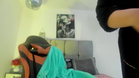 ariel_wish online show from May 11, 1:07 pm
