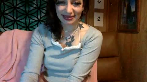 ariel  colin when hes here online show from March 5, 2:36 am