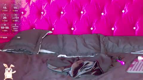 Ari online show from September 24, 8:26 pm