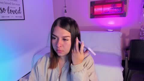  Arianna  online show from September 21, 2:32 pm