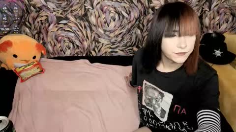 Snapshot of arina_rose chatting on October 22, 2:19 pm Arinka online show from October 22, 2:19 pm