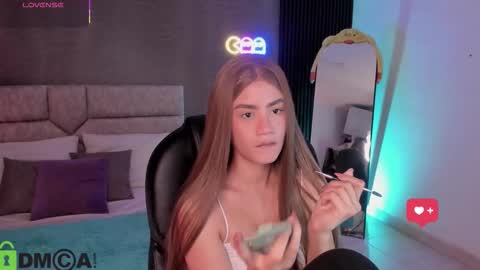 Ari  online show from January 12, 1:45 am