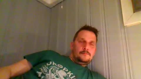 ariparikrigsmann online show from February 11, 8:34 pm