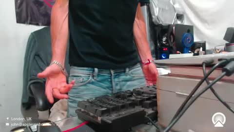 armaduradeacero online show from October 13, 11:51 pm