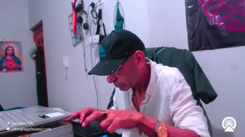 armaduradeacero online show from October 11, 9:58 am