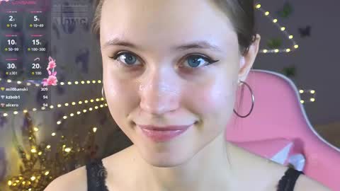 armurra online show from April 4, 2:13 pm