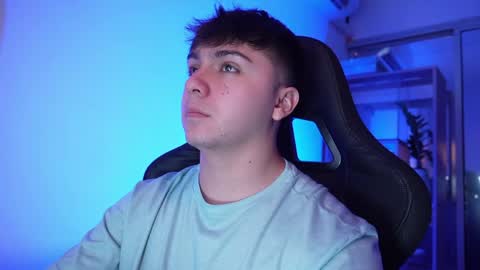 aron__cooper online show from May 27, 12:39 am