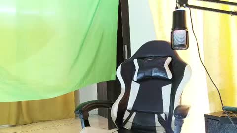aronmiller online show from July 17, 6:21 pm