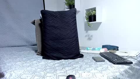 Snapshot of aronxx_ chatting on February 10, 12:08 am BLACK FRIDAY 55 OFF ON MY ONLYFANS.  online show from February 10, 12:08 am