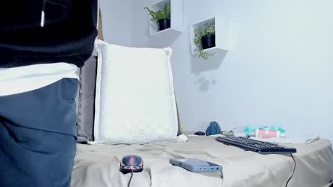 Snapshot of aronxx_ chatting on March 2, 10:56 am BLACK FRIDAY 55 OFF ON MY ONLYFANS.  online show from March 2, 10:56 am