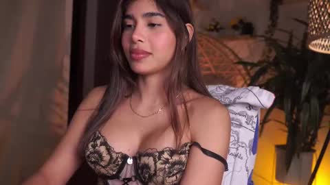 Snapshot of artemia_ chatting on March 3, 2:26 am Amanda online show from March 3, 2:26 am