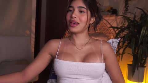 Snapshot of artemia_ chatting on March 6, 2:41 am Amanda online show from March 6, 2:41 am