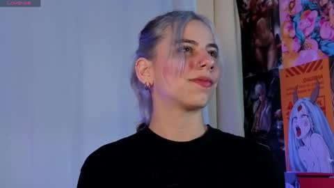 artemisablake online show from April 4, 6:20 am