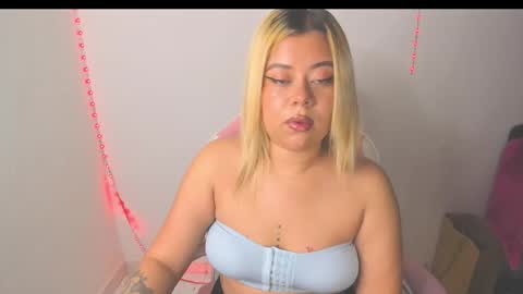 Val online show from March 13, 10:46 pm