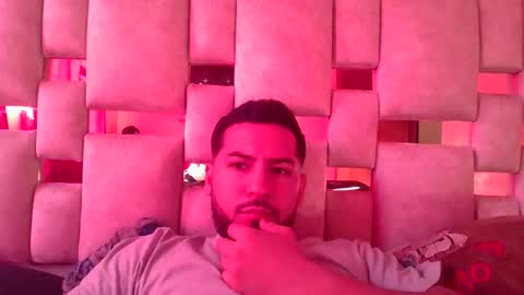 arthur1718 online show from January 18, 9:13 pm