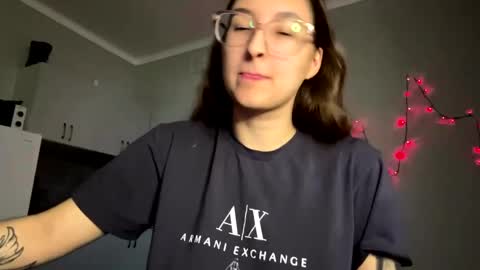 Mia  online show from March 30, 3:34 pm