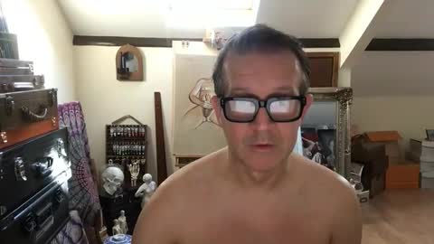 artisterotic online show from October 29, 9:55 am