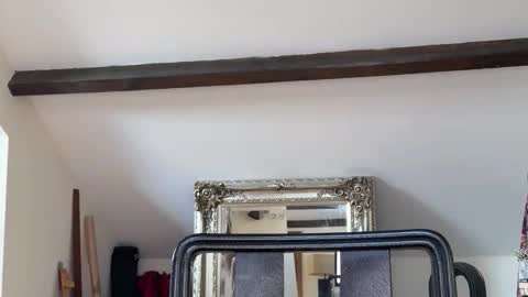 artisterotic online show from March 10, 11:03 am