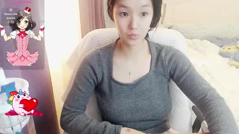 Lily online show from November 1, 4:33 am