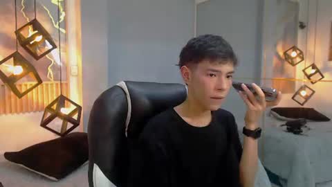 ash_kai online show from July 21, 8:33 pm