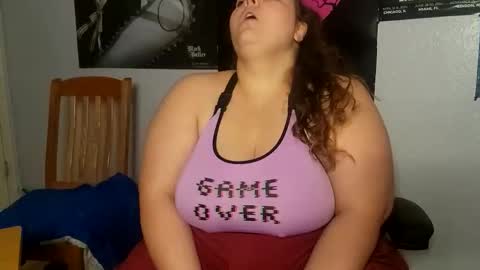 Snapshot of ashbashgirl chatting on October 23, 7:10 am SweetAshCheeks online show from October 23, 7:10 am