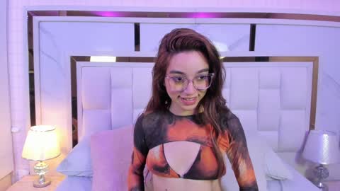 Ashley online show from December 3, 3:04 am