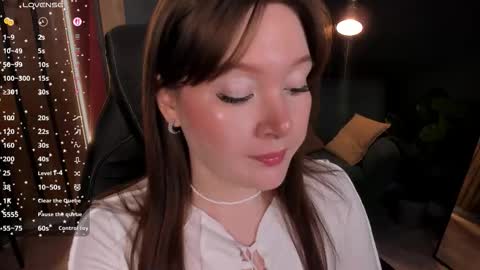 Ash online show from November 12, 12:18 pm