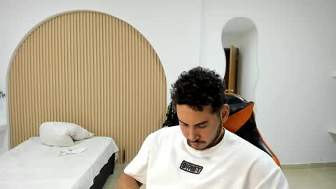 ashlan_king online show from May 10, 4:52 am