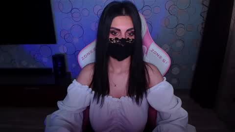   Yasmina   online show from May 29, 6:00 am