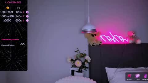 Ashley online show from November 19, 6:39 pm