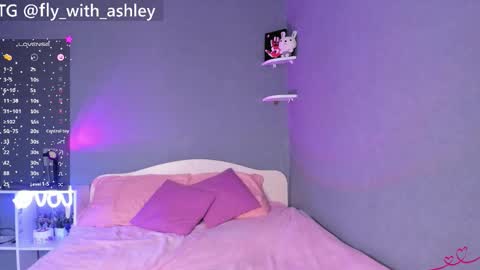 ashley_fly online show from October 1, 7:51 am
