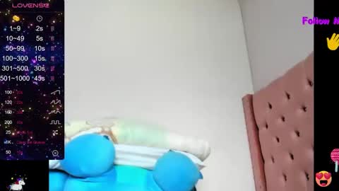 ashlley mitchell online show from December 7, 5:48 pm