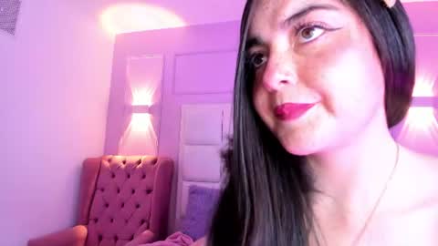 ashley_petit online show from June 19, 1:17 pm