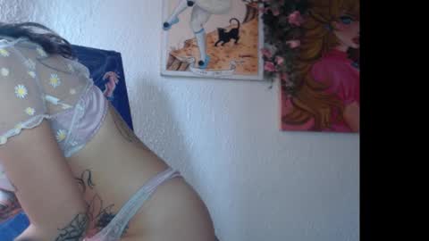 ashleyharper__ online show from September 30, 6:07 pm