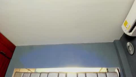 ASHLEY  My schedule 600 - 1400 GMT -5 online show from February 13, 5:22 am