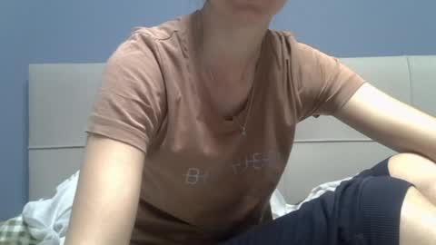 Ashley online show from May 31, 9:08 am