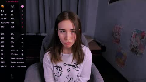 Ashley online show from November 18, 3:04 pm