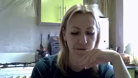 AshleyXHoney online show from November 6, 8:28 am