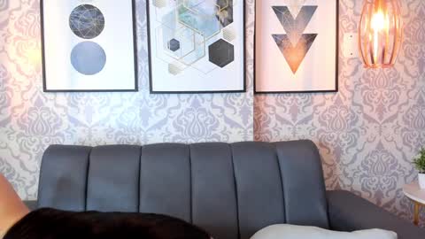 Ashley Diamonds online show from December 5, 12:17 pm