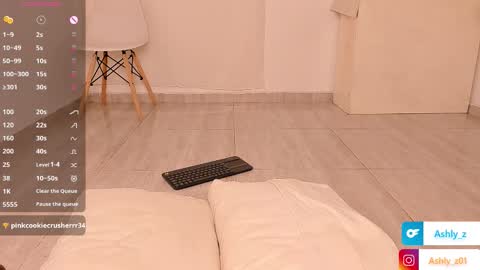 Ashly  online show from October 31, 1:22 pm