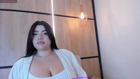 ashlyn online show from January 15, 8:06 pm